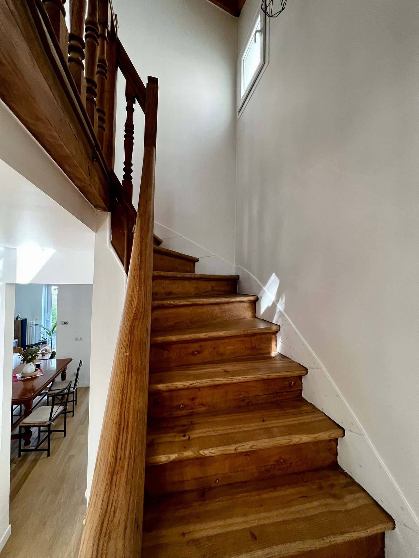 Epinay-sur-Seine – Avenue Jean Jaurès – Maison de 118m2 sur 2 étages
