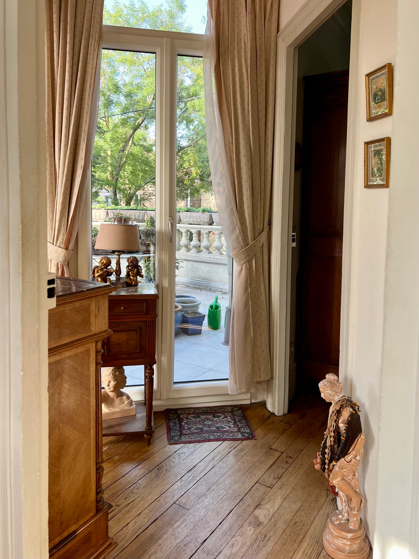Maison de caractère du début du XXème siècle avec terrain de 1170m2 à Epinay-sur-Seine