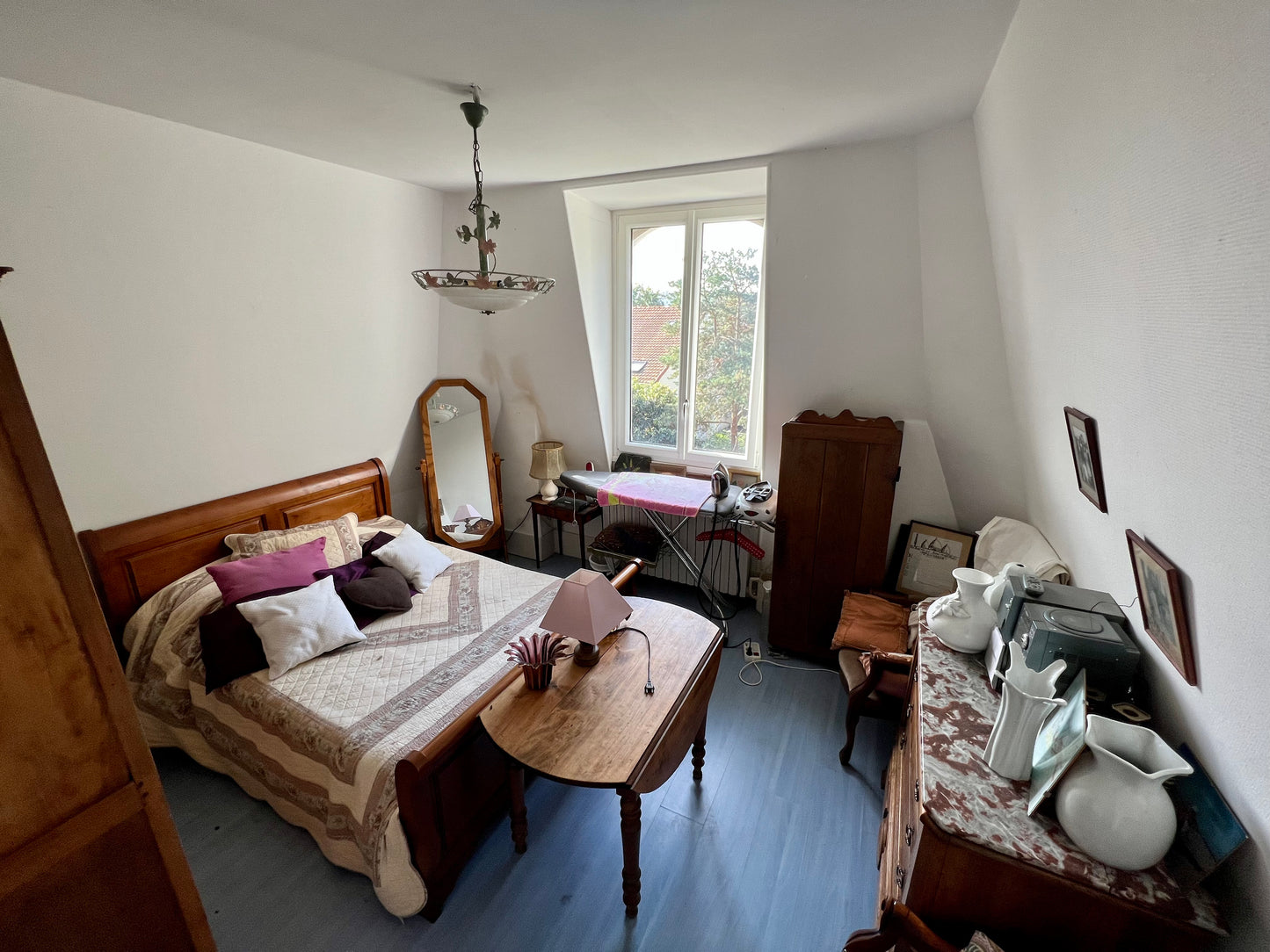 Maison de caractère du début du XXème siècle avec terrain de 1170m2 à Epinay-sur-Seine